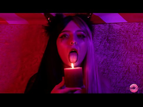 ❤️ Blowjob na-anụ ọkụ n'obi sitere na Sexy Succubus nwere mmezu ọnụ ❤️ na porn% ig.porno-filmy.ru%
